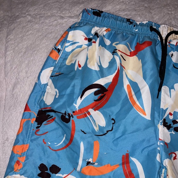 Mens bathing suit (never worn) - Picture 2 of 4